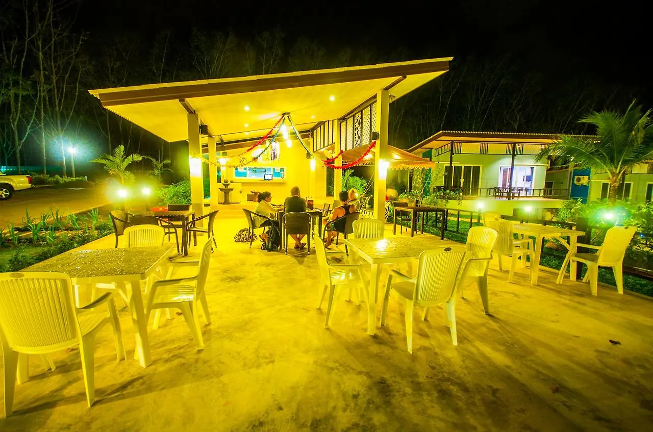 Chomphu Resort Khao Lak